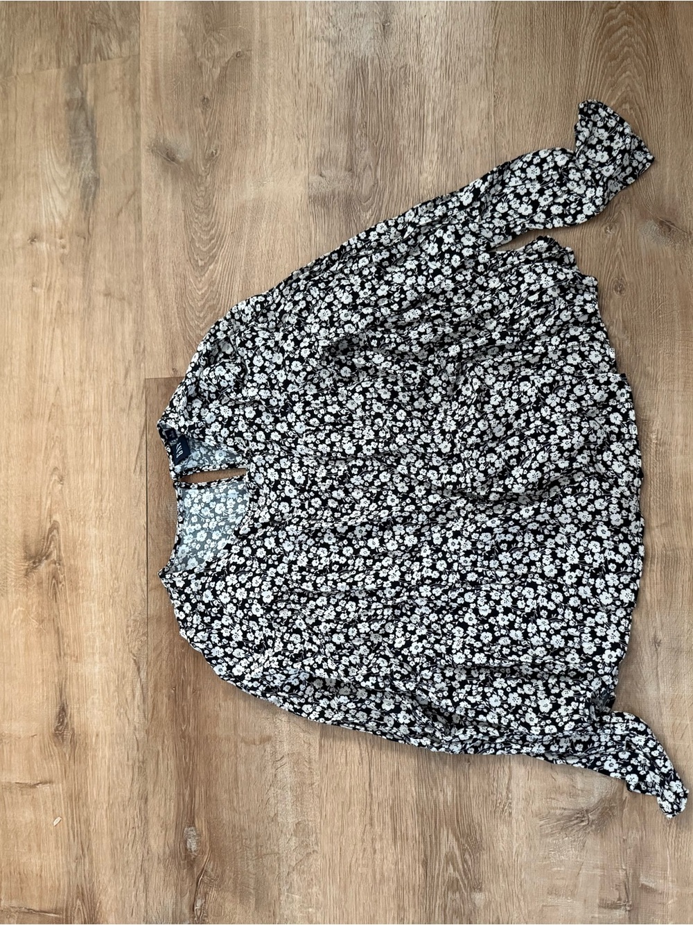 GAP Black Floral Blouse with White Daisies
